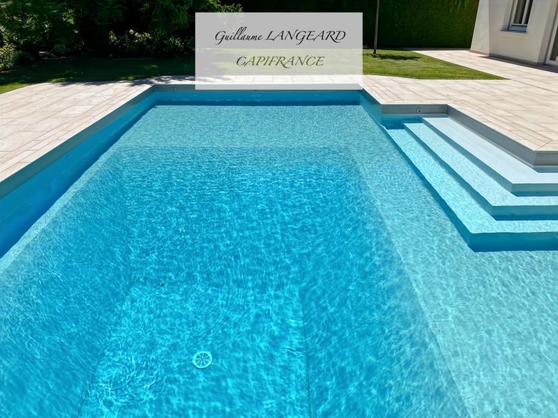 Maison - 346 m² - 9 pièces