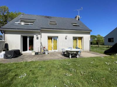 Maison - 136 m² - 6 pièces