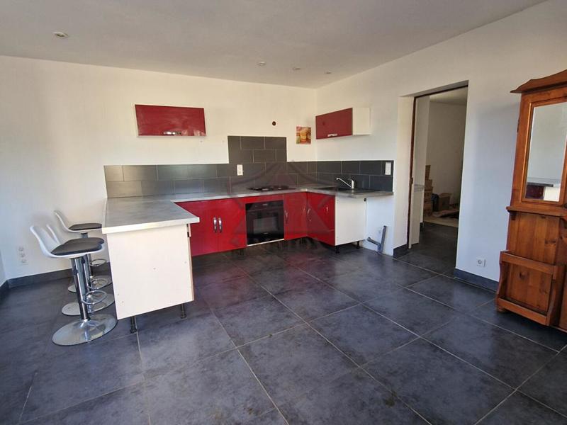 Maison traditionnelle - 190 m² - 9 pièces