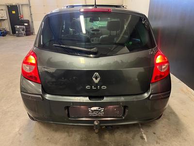 Renault Clio III 5 Portes 1.5 dCi 105 cv Initiale / Toit Ouvrant