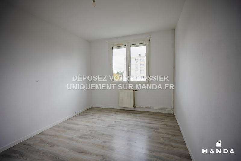 Appartement - 90 m² - 4 pièces