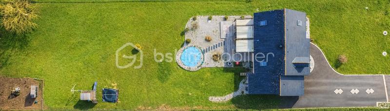 Maison traditionnelle - 156 m² - 5 pièces