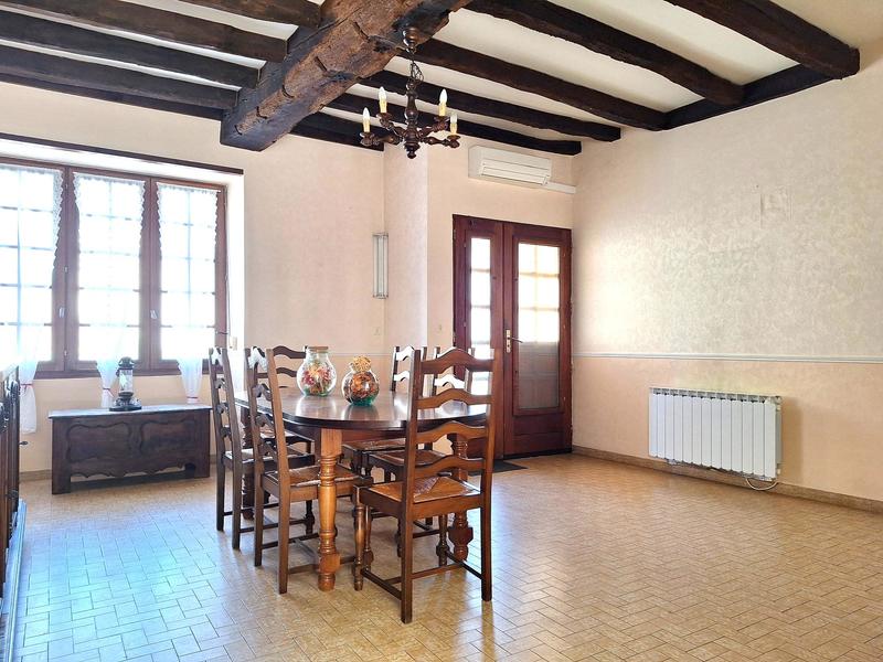 Maison - 135 m² - 5 pièces