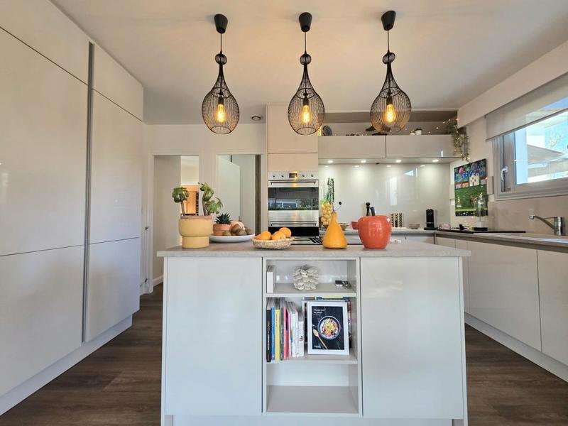 Maison - 186 m² - 7 pièces