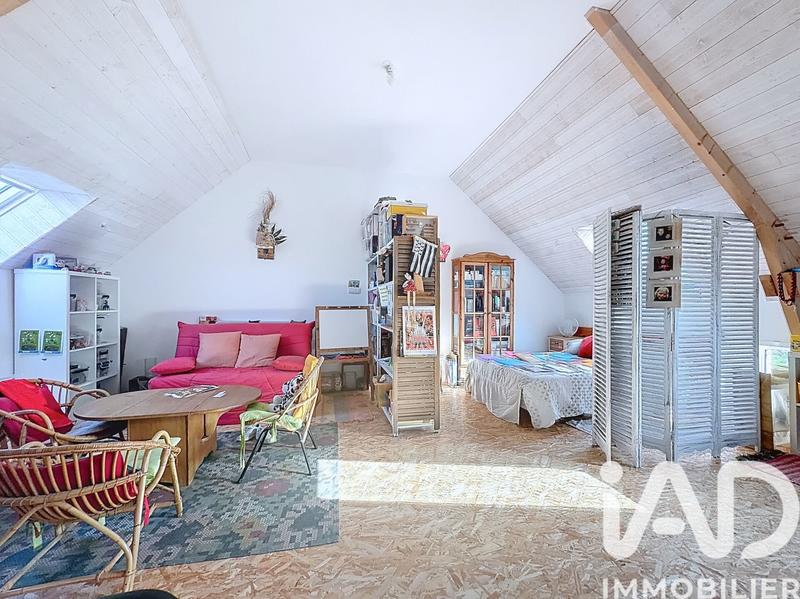 Maison - 247 m² - 10 pièces