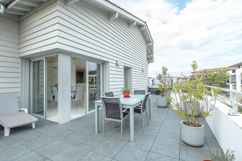 Appartement - 144 m² - 4 pièces