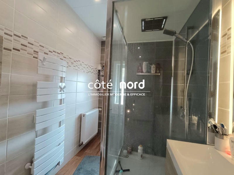 Maison - 93 m² - 6 pièces