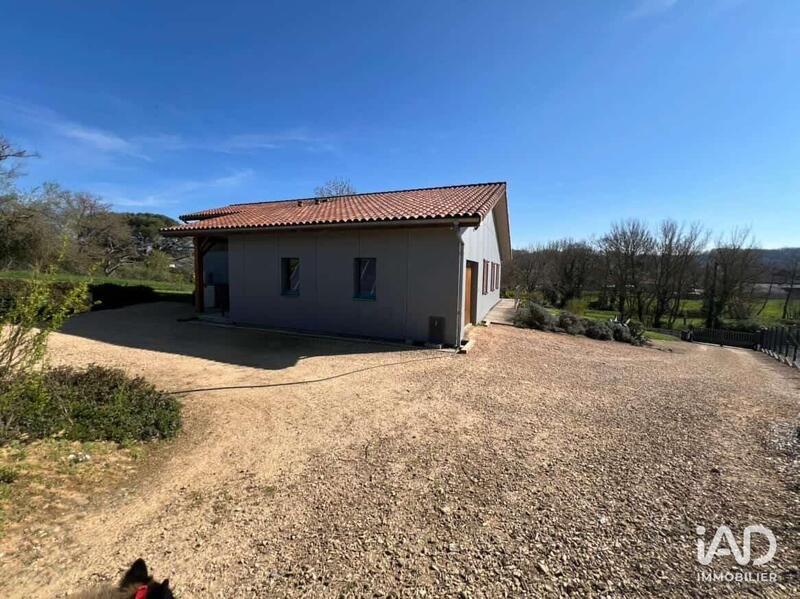 Maison - 117 m² - 4 pièces