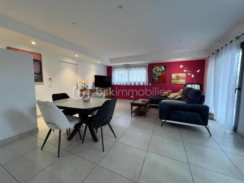 Appartement - 87 m² - 3 pièces