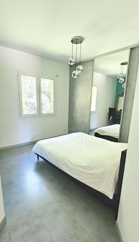 Villa - 137 m² - 5 pièces