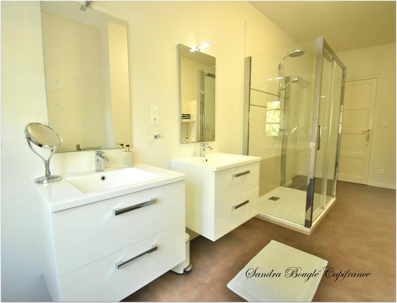 Maison de ville - 239 m² - 8 pièces