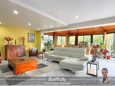 Maison - 142 m² - 6 pièces