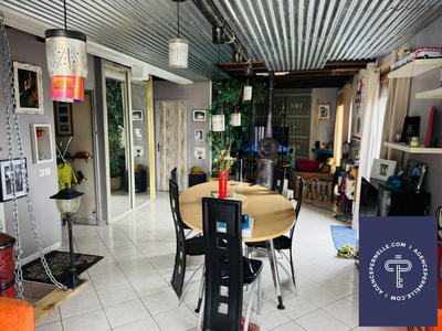 Maison - 85 m² - 4 pièces