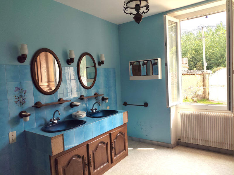 Maison - 205 m² - 6 pièces