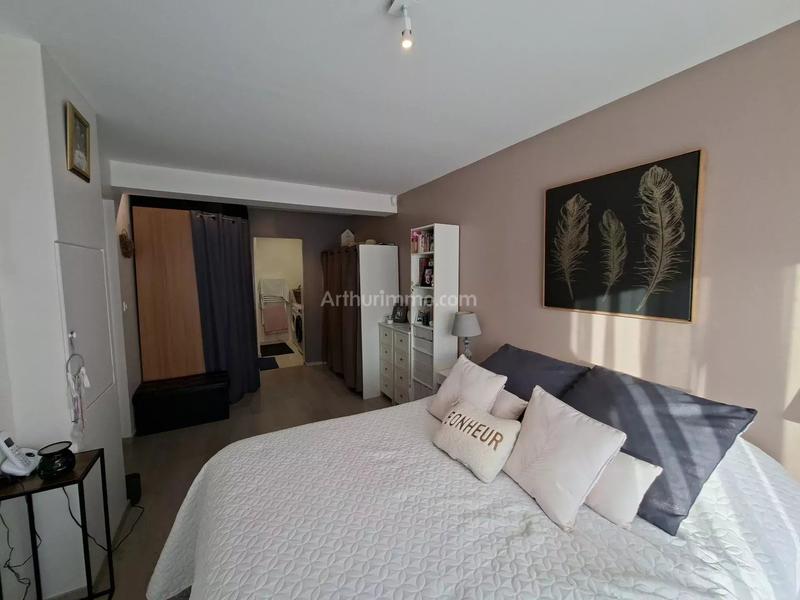 Maison - 97 m² - 6 pièces