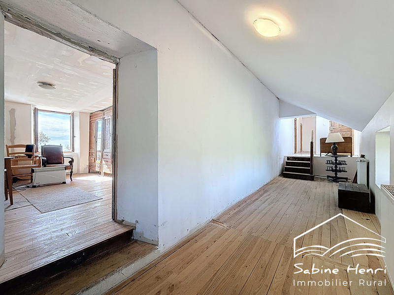 Maison ancienne - 260 m² - 8 pièces