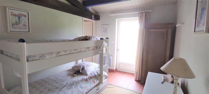 Maison en pierre - 149 m² - 7 pièces