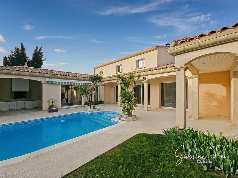 Maison - 165 m² - 6 pièces