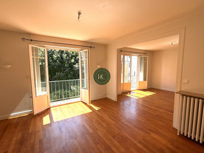 Appartement - 84 m² - 4 pièces