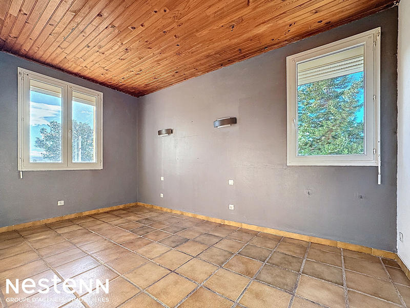 Maison - 178 m² - 8 pièces