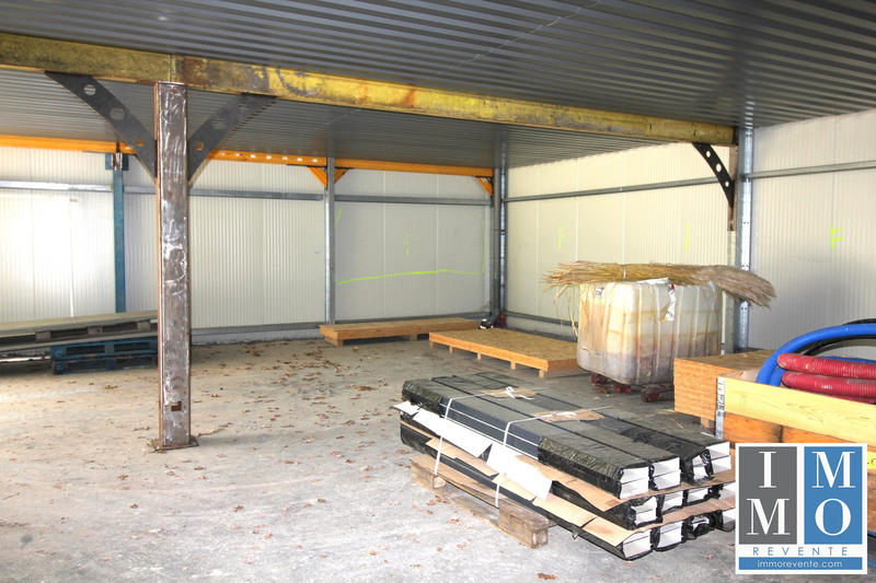 Local d'activités - 254 m²