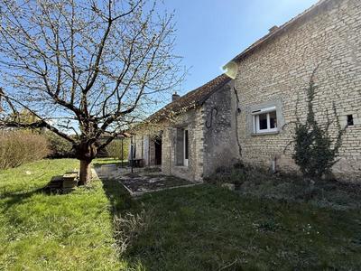 Maison de village - 132 m² - 5 pièces