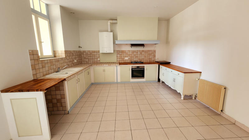 Maison - 148 m² - 7 pièces