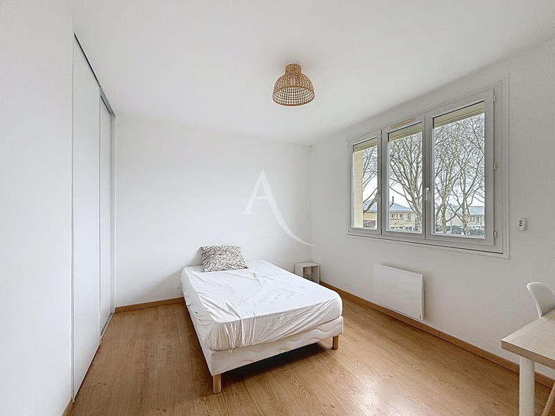 Maison - 159 m² - 10 pièces