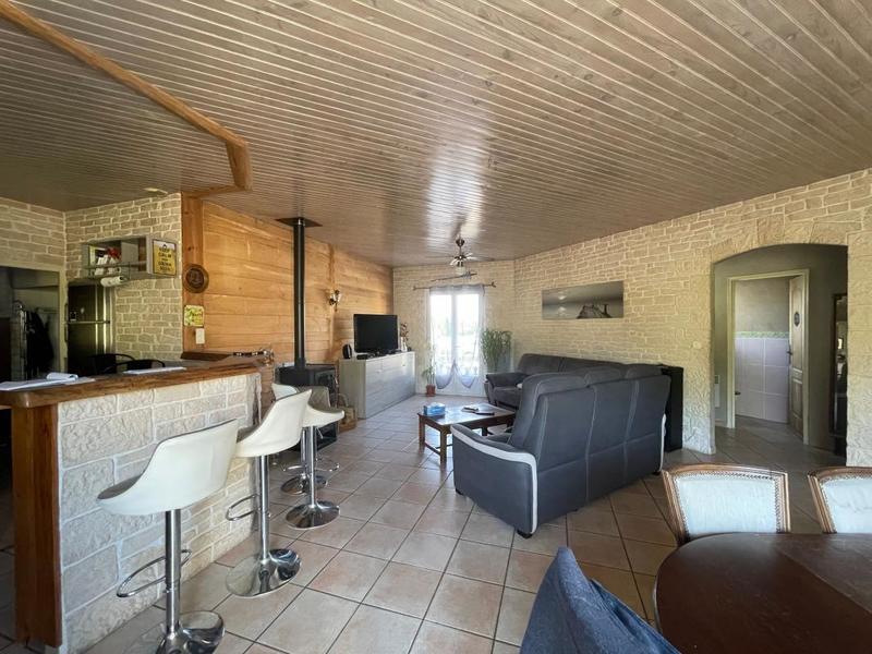 Maison - 108 m² - 5 pièces