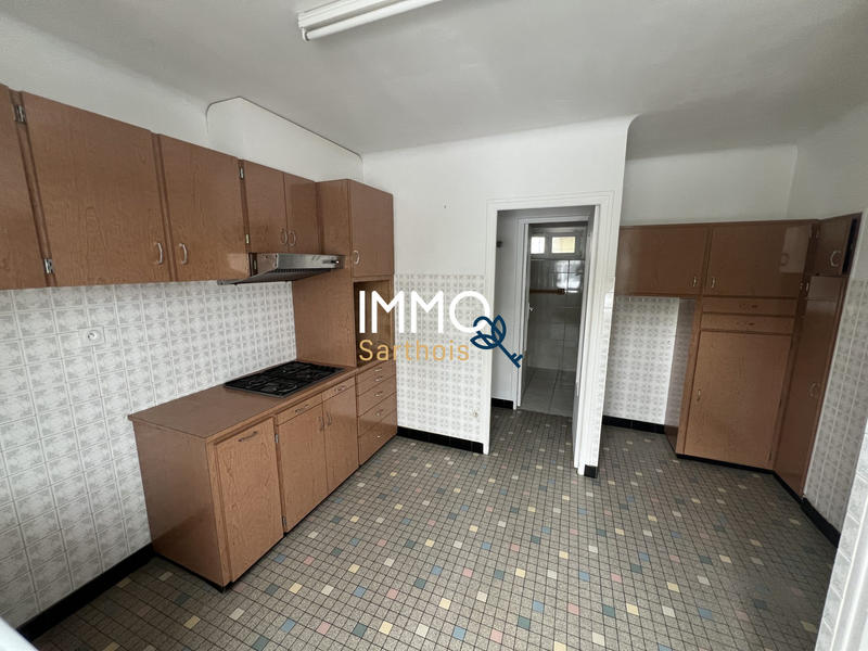 Maison - 90 m² - 4 pièces