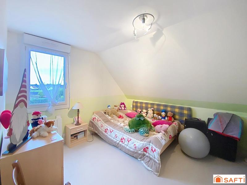 Maison - 93 m² - 6 pièces