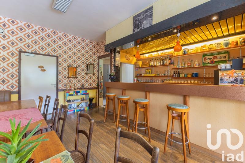 Maison - 257 m² - 8 pièces