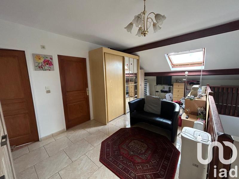 Maison - 257 m² - 8 pièces