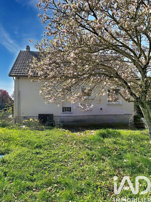 Maison - 152 m² - 7 pièces