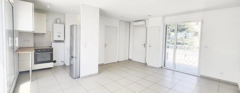 Studio - 32 m² - 1 pièce