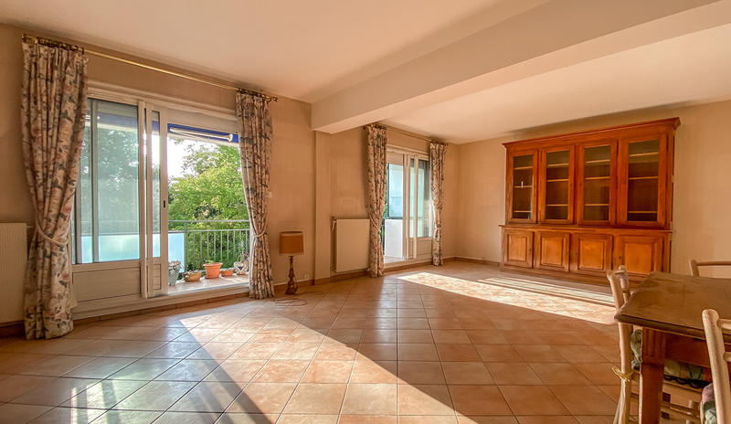 Appartement - 93 m² - 3 pièces