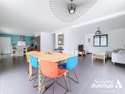 Maison - 165 m² - 7 pièces