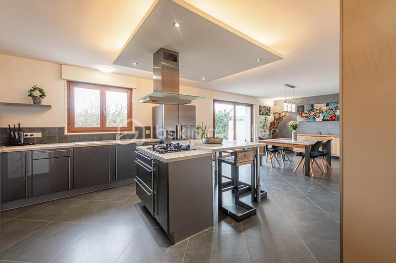 Appartement - 108 m² - 4 pièces