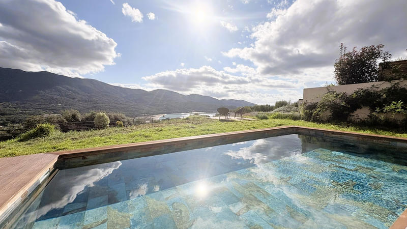 Appartement - 156 m² - 5 pièces