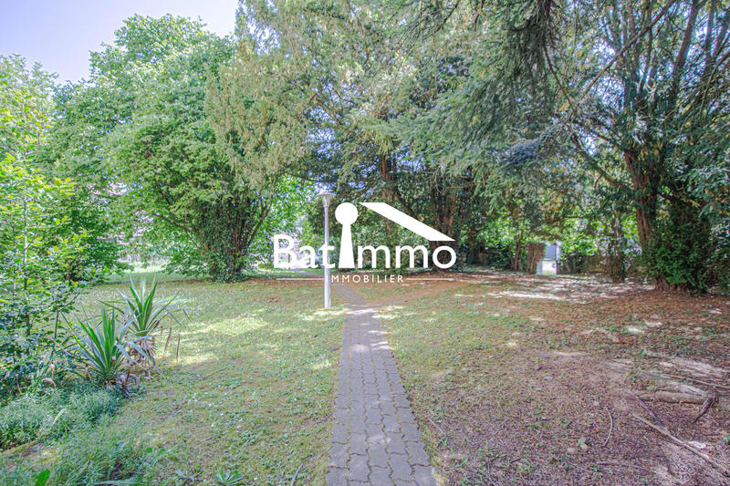 Immeuble - 450 m² - 3 pièces