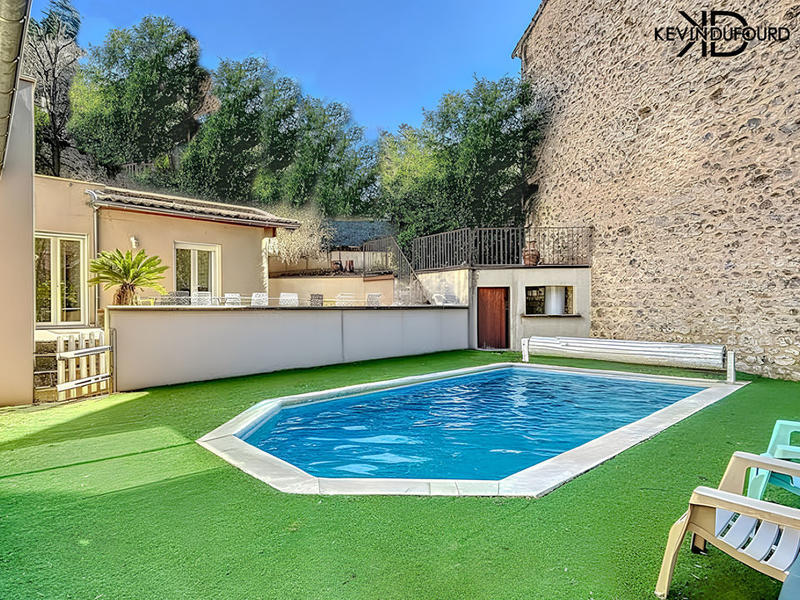 Maison de ville - 180 m² - 7 pièces