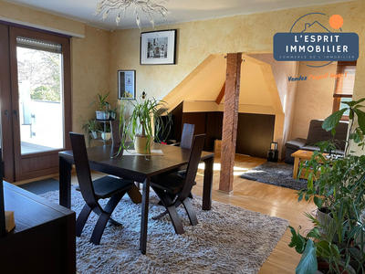 Appartement - 90 m² - 4 pièces