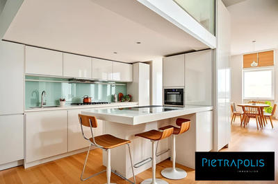 Appartement - 156 m² - 5 pièces