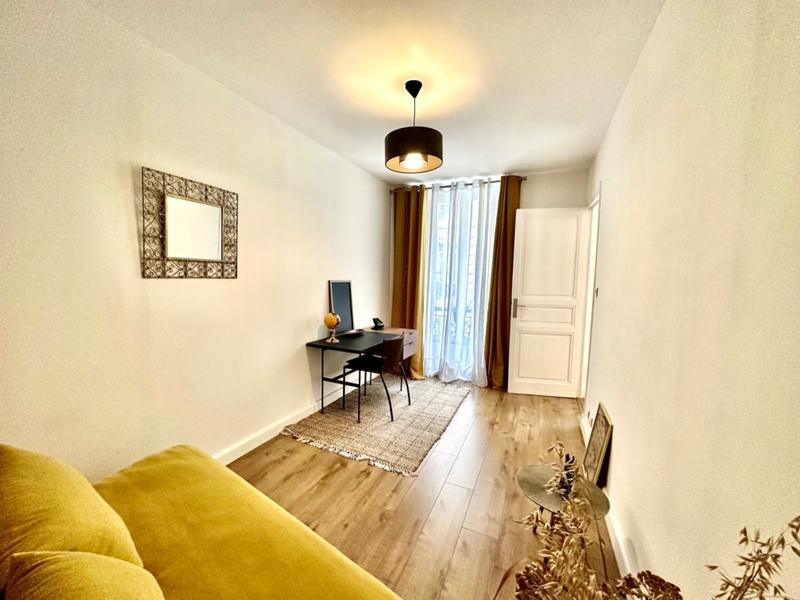 Appartement - 80 m² - 3 pièces