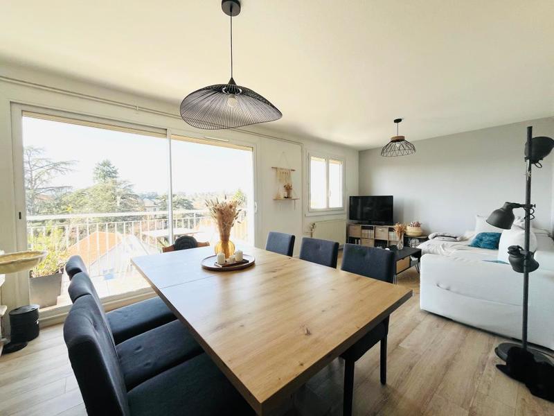 Appartement - 75 m² - 4 pièces