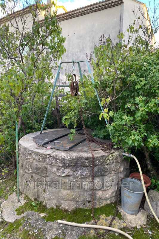 Propriété - 195 m² - 9 pièces