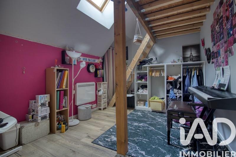 Maison - 80 m² - 5 pièces