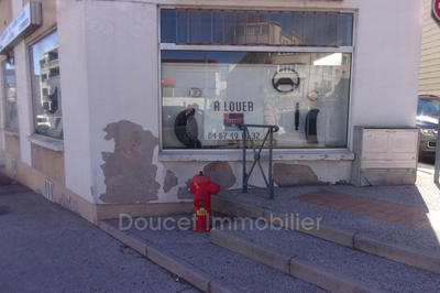 Local commercial - 425 m²