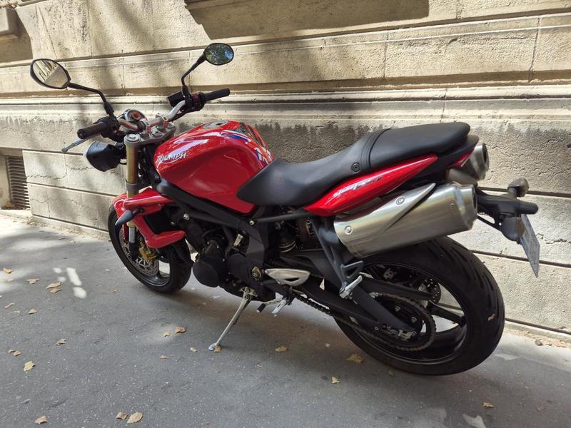 Triumph Street Triple