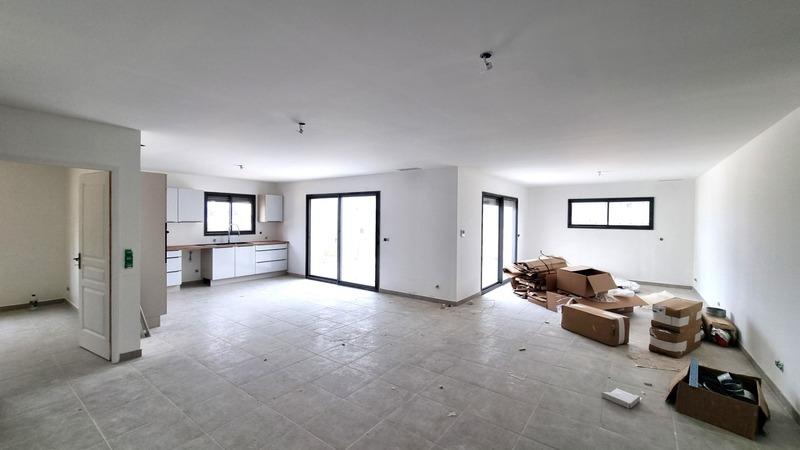 Maison - 122 m² - 5 pièces
